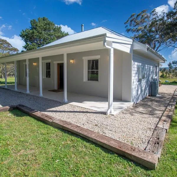 Cozy Cottage Blue Mountains，位于Lowther的酒店