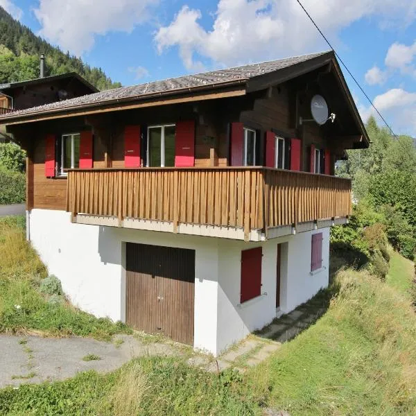 Chalet in Wiler near Ski Lift & Views，位于菲施的酒店