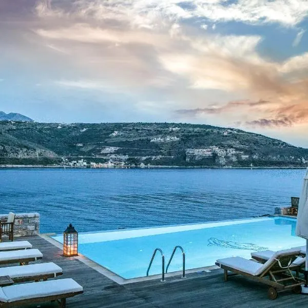 Εn Plo Luxury Suites，位于卡拉沃斯塔西翁的酒店