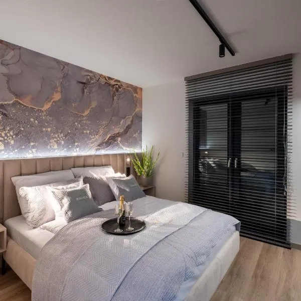 Balice Apartamenty Premium - by Upstairs，位于Cholerzyn的酒店