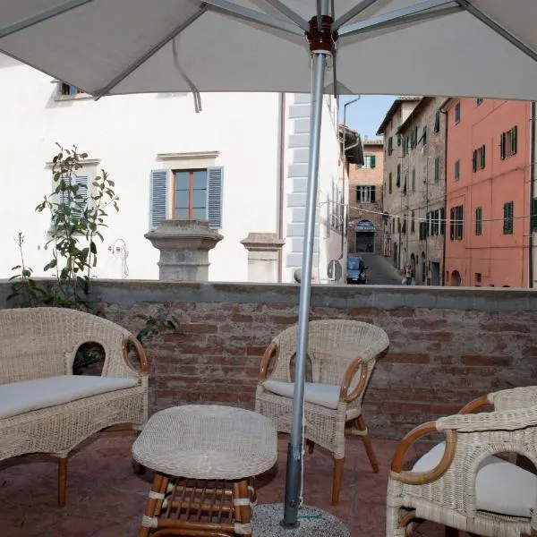 La terrazza di Susanna，位于佩乔利区的酒店