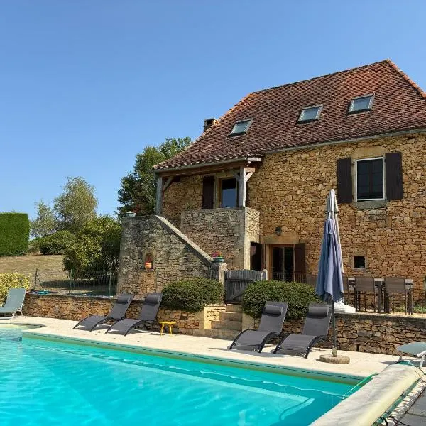 Gîte de charme à la campagne，位于Besse的酒店