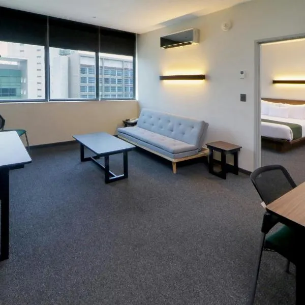 City Express Plus by Marriott Ciudad de México Santa Fe，位于墨西哥城的酒店