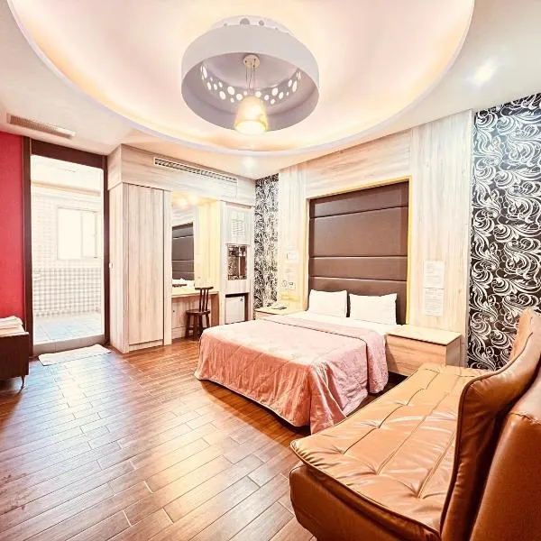 富晴汽車旅館Fu Ching Motel，位于彰化市的酒店