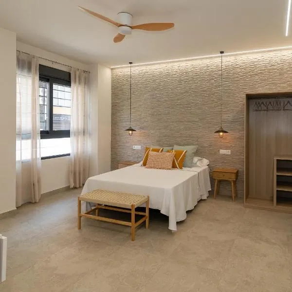 Xaloc Habitaciones，位于圣波拉的酒店