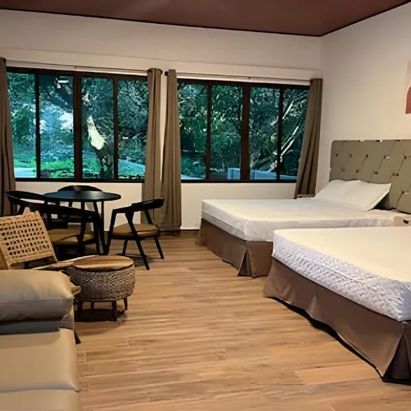 Hotel Termales La Montaña，位于Ahuachapán的酒店