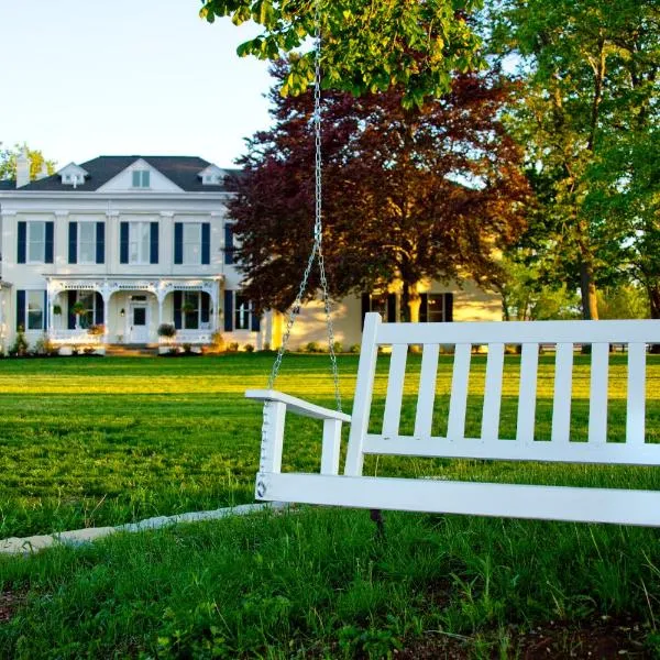 Riverside Inn Bed and Breakfast, Wedding Venue & Events，位于Warsaw的酒店