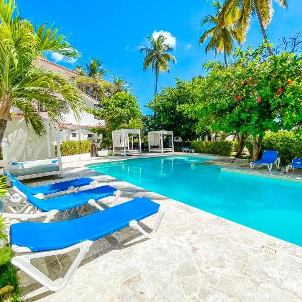 LOS CORALES Resort VILLAS & Apartments WIFI BEACH Club & SPA，位于蓬塔卡纳的酒店