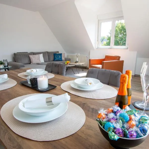 Ferienwohnungen Möhnesee - zentral, stilvoll und ruhig mit Balkon und Boxspringbetten，位于默讷塞的酒店