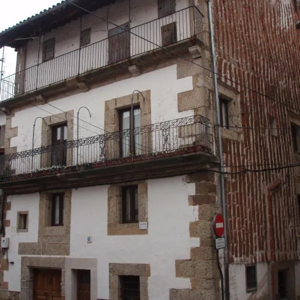 Casa de la Cigüeña，位于Neila de San Miguel的酒店