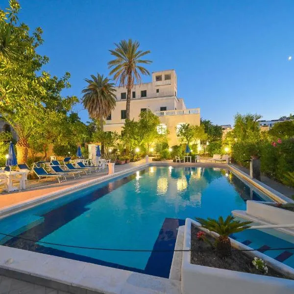 Hotel Villa Paradiso，位于伊斯基亚波尔图的酒店