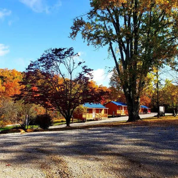 Black House Mountain ATV Campground，位于Jamestown的酒店