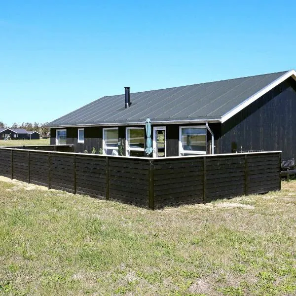 Modern Retreat with Spa - By Traum Ferienwohnungen，位于洛肯的酒店