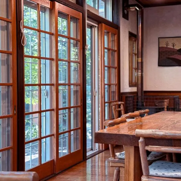 Ringo Lodge Hakuba，位于白马村的酒店