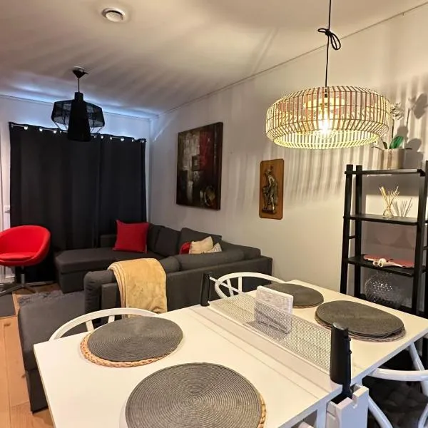 2bedroom apartment in Haninge，位于Mårtensberg的酒店