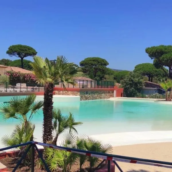 Côte d'Azur Gassin Villa Cottage l'Abris-Côtier，位于加桑的酒店