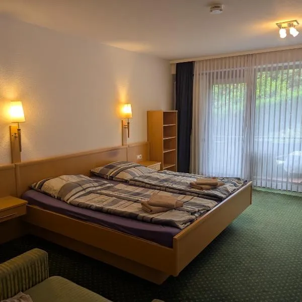 Apartment, Zentrumsnah mit Pool und Balkon，位于巴特埃森的酒店