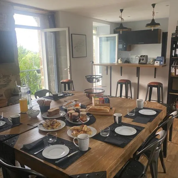 Chambres d'hôtes L'âme de Travassac，位于Donzenac的酒店