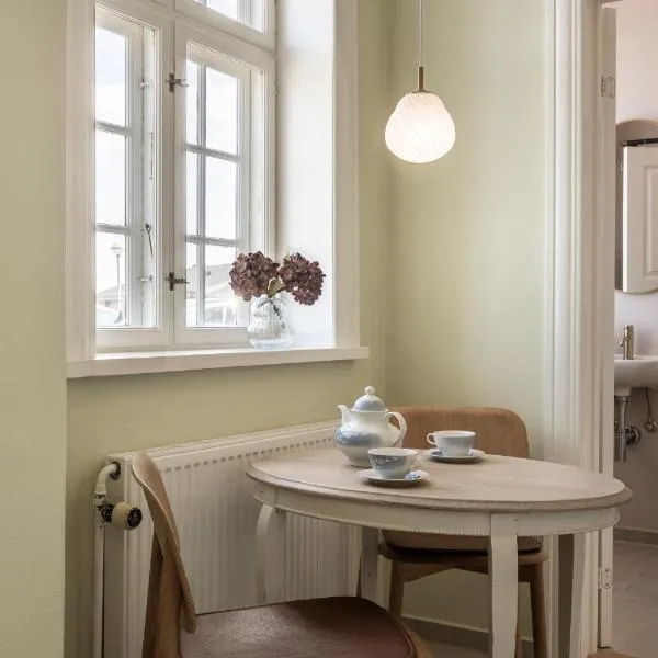 Hirtshals Gamle Station，位于希茨海尔斯的酒店