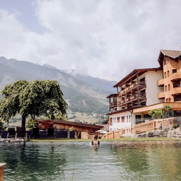 SPA & Naturhotel Outside，位于东蒂罗尔地区马特赖的酒店