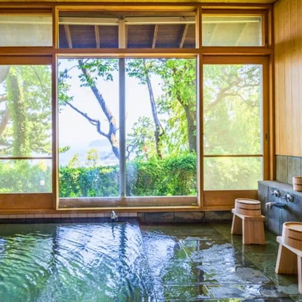 Suite Villa Atami Momoyama，位于热海的酒店