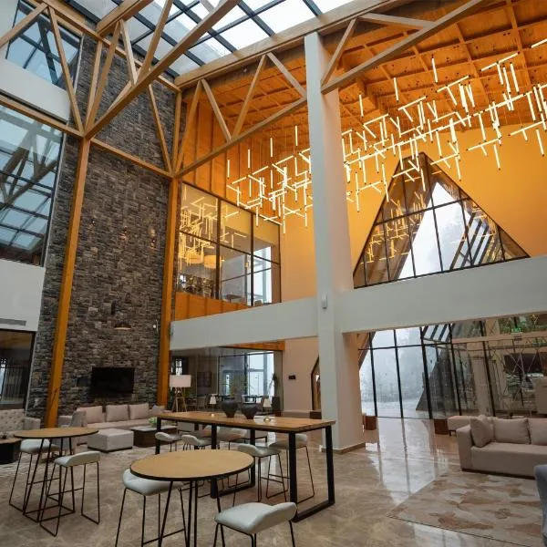 Doubletree By Hilton Nathiagali，位于Nathia Gali的酒店