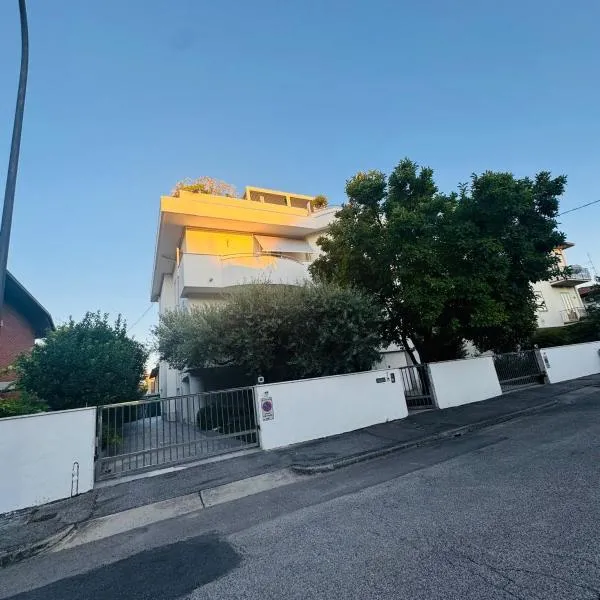 B&B Amo'，位于弗利的酒店