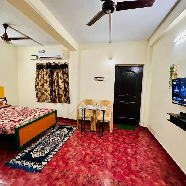 Aravind Guest House，位于吉登伯勒姆的酒店