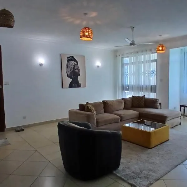 Ary Homestay Nyali- A Walk to Nyali Beach，位于尼亚利的酒店