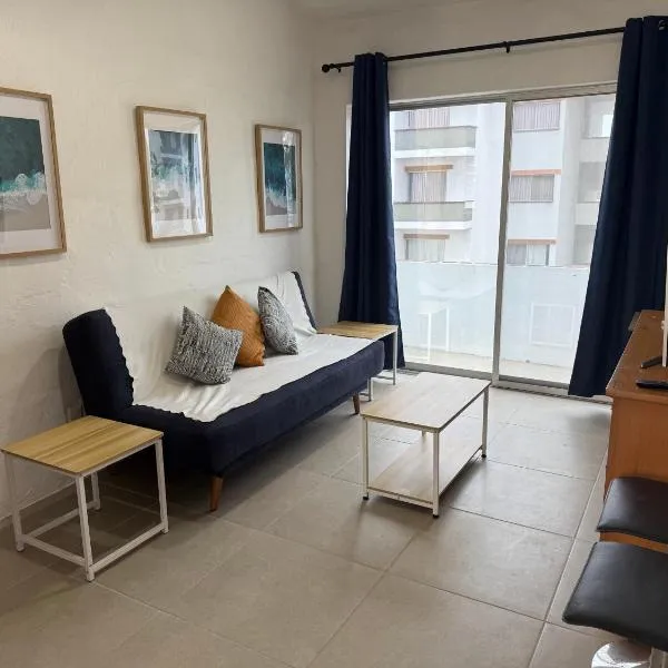 Hermoso y moderno departamento 2Hab, club de paya，位于曼萨尼约的酒店