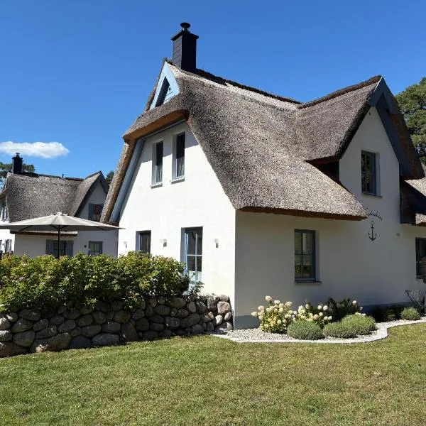 Ferienhaus Fischerhuus,位于Zirchow的酒店