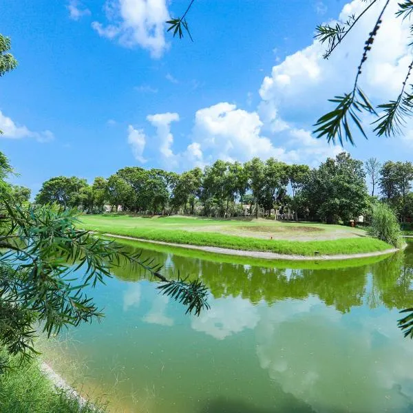 Peaceful Escape in Gurgaon - Villa Retiro Do Sol，位于马尼萨的酒店