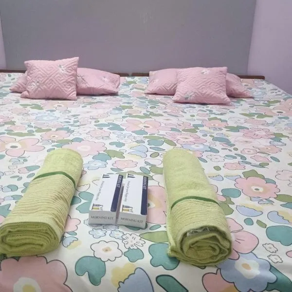 Swaroop Ashray Homestay，位于西里古里的酒店