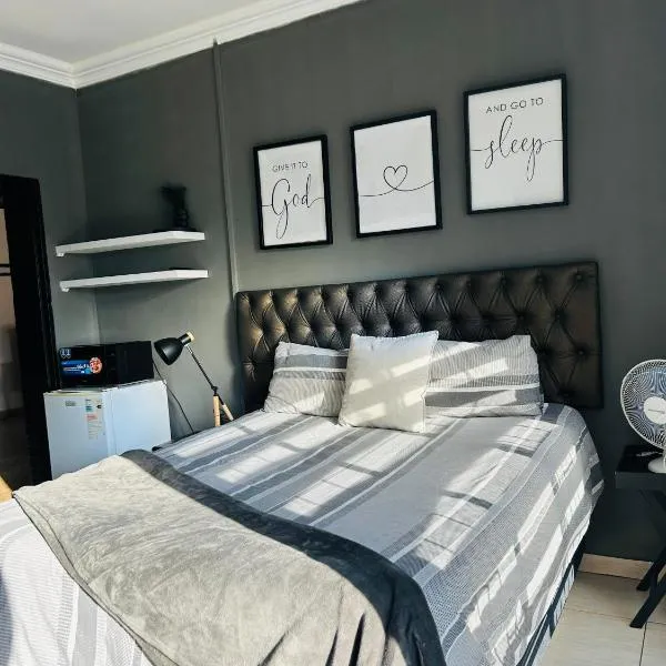 Enawe Lodge，位于布龙克霍斯茨普雷的酒店