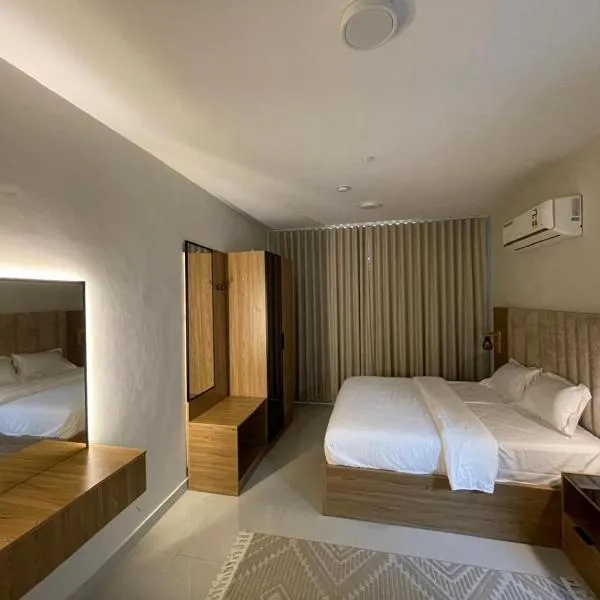 AL Ghaith Hotel Apartment الغيث للأجنحة الفندقية，位于塞拉莱的酒店