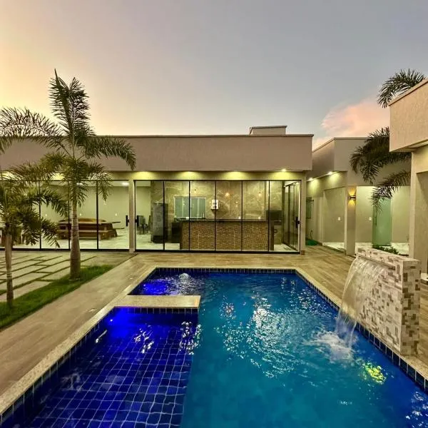 CASA ARUANÃ 5 SUITES，位于阿鲁阿南的酒店