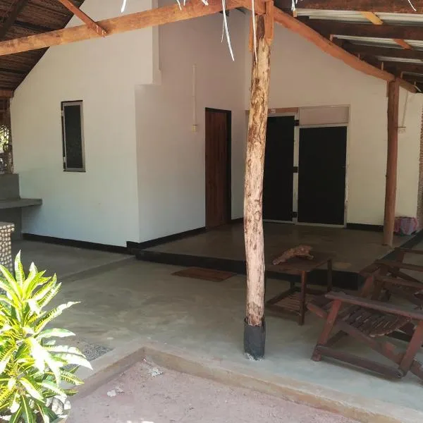 Skykite Resort & Hostel Kalpitiya Sri Lanka，位于卡尔皮蒂耶的酒店