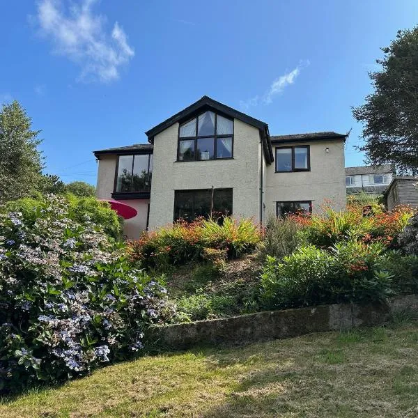 The Rookery Sandside - Luxury Coastal Home South Lake District and Beaches，位于Kirby in Furness Station的酒店