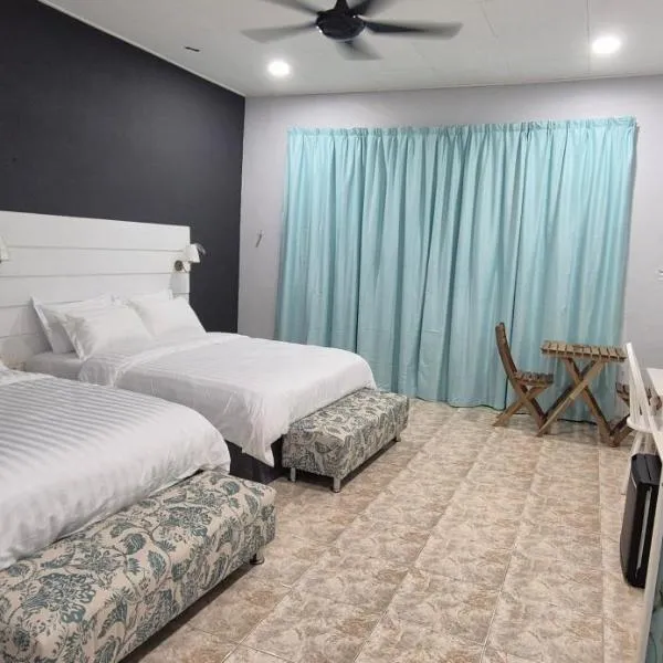 Tanjung Chap Beach Resort，位于巴佐的酒店