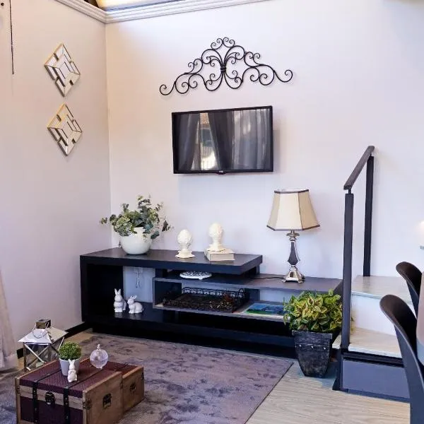 Chalé romântico e aconchegante，位于伊拉蒂的酒店