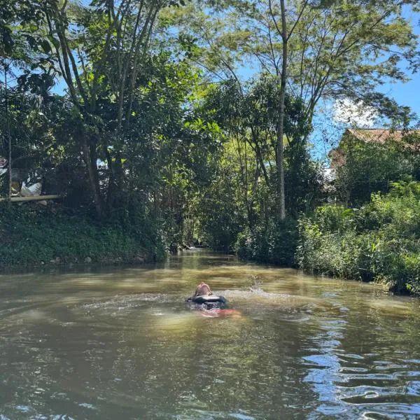 Emi House，位于阿卡西亚斯的酒店