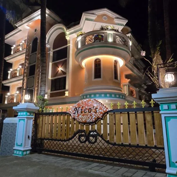 Nico's，位于Polem的酒店