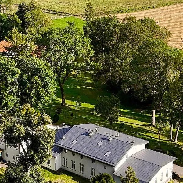 Folwark Wierzchy，位于Wierzchy的酒店