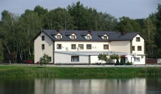 查尔达施酒店，位于Murzynowo Kościelne的酒店