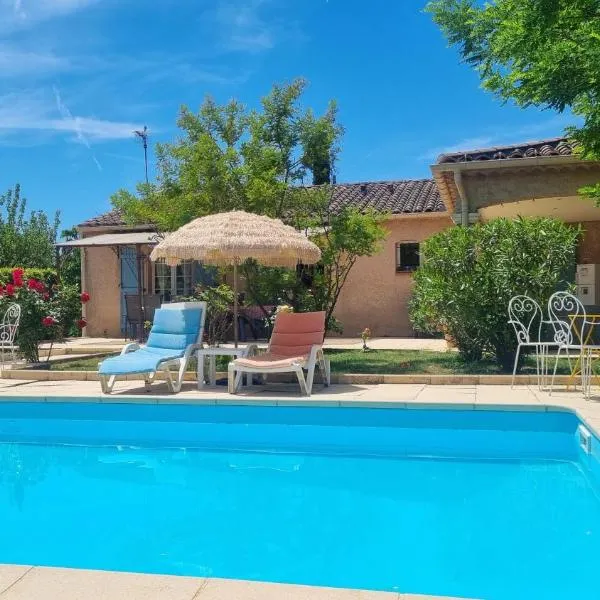 Mas de la Cigaline Gîte & chambres d'hôtes Var，位于Garéoult的酒店
