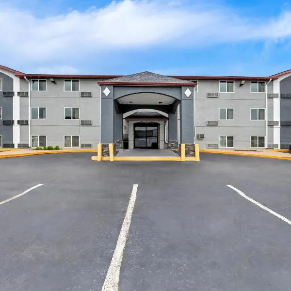Red Roof Inn Huntsville, AL，位于亨茨维尔的酒店