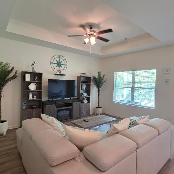 Cozy home near BMH and Hoover，位于贝瑟默的酒店