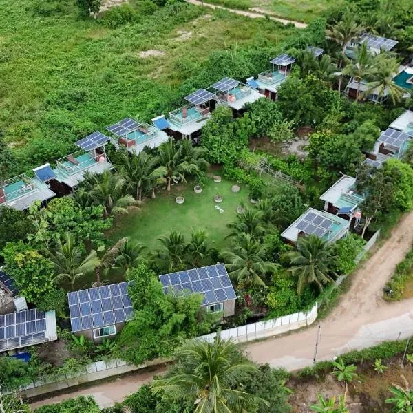 Baan Boom Boxes Eco Friendly Resort，位于湄南海滩的酒店