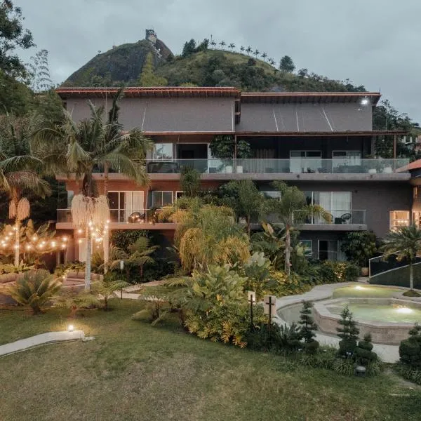 Tau House，位于瓜塔佩的酒店