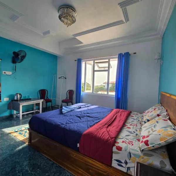 Lavender Guesthouse，位于乞拉朋齐的酒店
